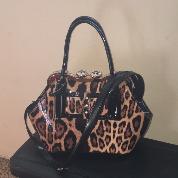 Brand New Cheetah purse - Picture 5 of 16